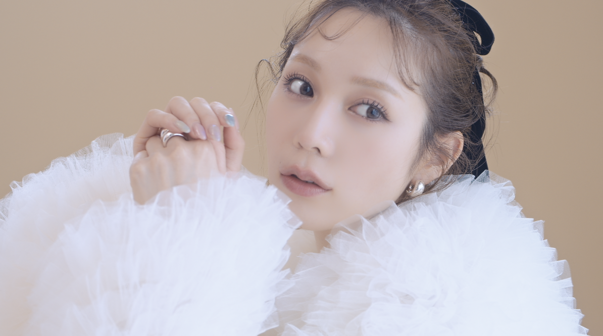 QUEEN EYES 「MEiME! By LARME」(古川優香プロデュース カラーコンタクト) – 商品紹介動画